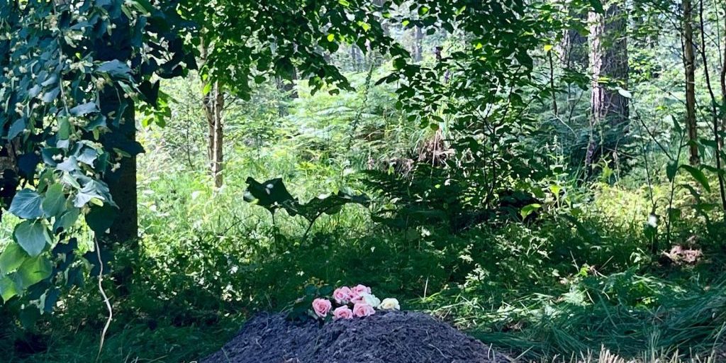 Kindergraf bij Engelenboom